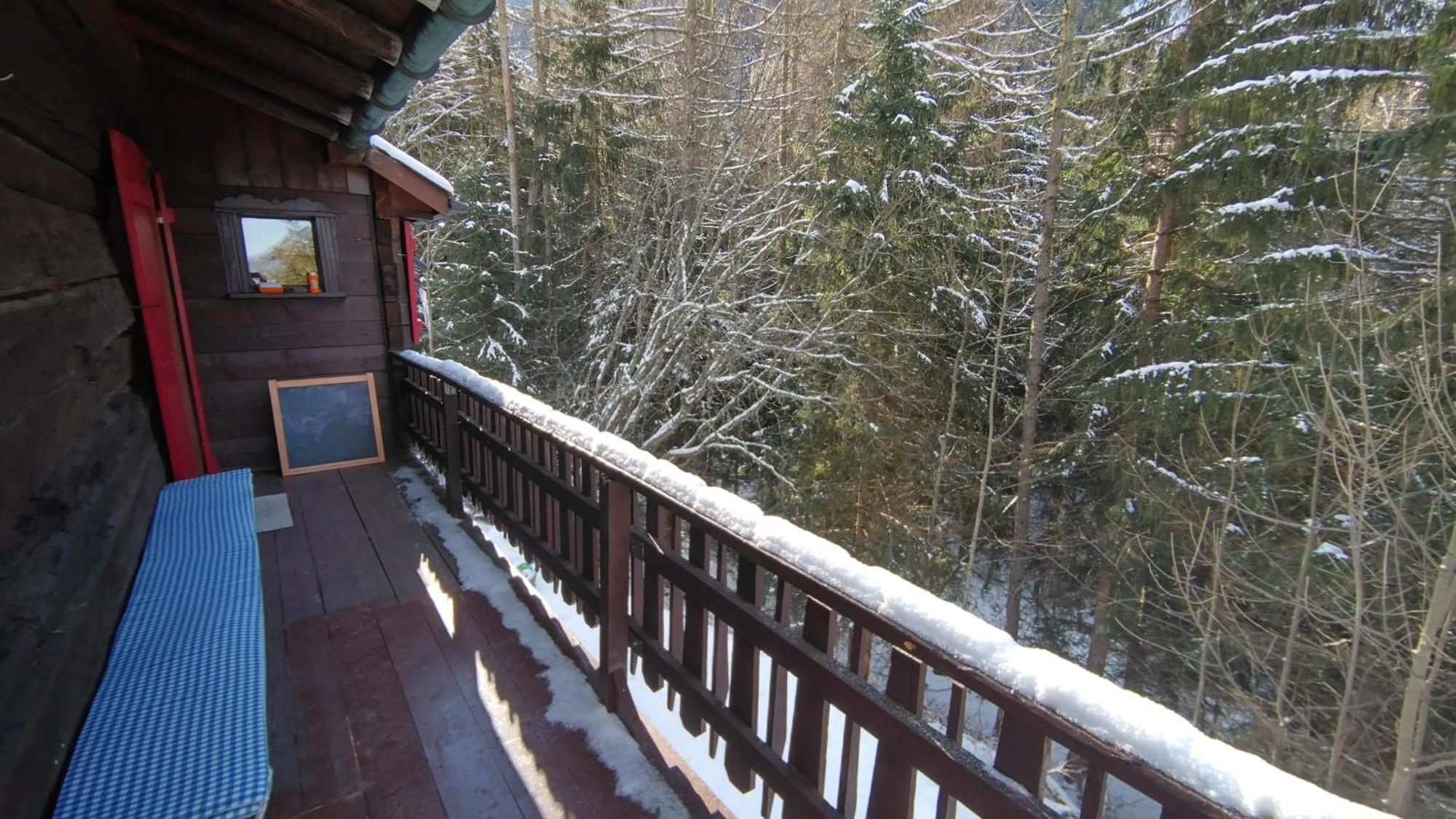 Petit Chalet Rustique Et Bucolique Bovernier المظهر الخارجي الصورة